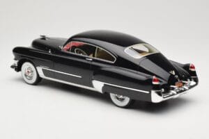 Cadillac Series 62 Club Sedanette Preto BoS Models 1:18 BOS292 Resina - imagem 5 de 6