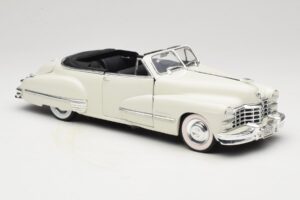 Cadillac Series 62 Cabriolet Branco Anson 1:18 30335 Metal - imagem 6 de 8