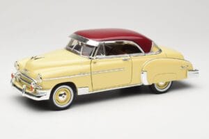 Chevrolet Bel Air Amarelo & Vermelho Motormax 1:18 73111 Metal