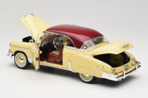 Chevrolet Bel Air Amarelo & Vermelho Motormax 1:18 73111 Metal - imagem 5 de 8