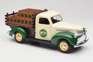 Chevrolet Brasseur Perrier Delivery Van Verde Solido 1:18 203243 Metal - imagem 6 de 8