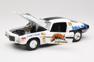 Chevrolet Camaro Baldwin-Motion ERTL 1:18 33675 Metal - imagem 2 de 8