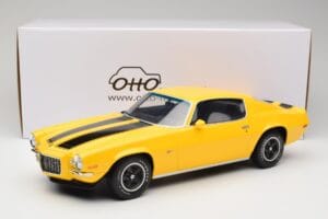 Chevrolet Camaro Z28 RS Daytona Yellow Otto 1:12 G085 Resina - imagem 6 de 6