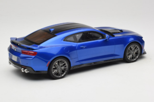Chevrolet Camaro ZL1 Gen 6 Azul GT Spirit 1:18 GT177 Resina - imagem 2 de 6