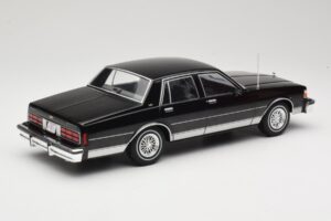 Chevrolet Caprice Preto MCG 1:18 MCG18113 Metal - imagem 2 de 6