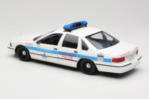 Chevrolet Caprice Chicago Polícia UT Models 1:18 180142096 Metal - imagem 7 de 8