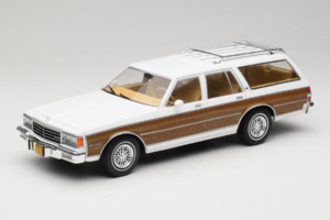 Chevrolet Caprice Estate Wagon Branco MCG 1:18 MCG18475 Metal