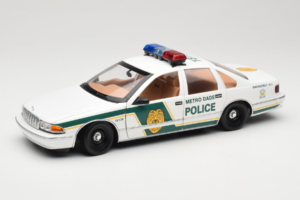 Chevrolet Caprice Metro Dade Polícia UT Models 1:18 21024 Metal