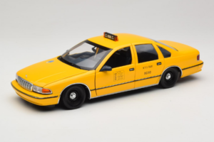 Chevrolet Caprice NYC Táxi UT Models 1:18 180142095 Metal