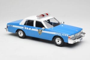 Chevrolet Caprice NYPD Carro de Polícia MCG 1:18 MCG18360 Metal - imagem 4 de 6