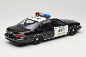 Chevrolet Caprice Califórnia Polícia UT Models 1:18 180142098 Metal - imagem 3 de 8
