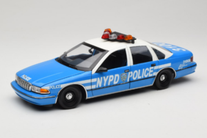 Chevrolet Caprice Nova Iorque Polícia UT Models 1:18 180142097 Metal