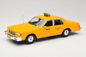 Chevrolet Caprice Amarelo Táxi MCG 1:18 MCG18038 Metal