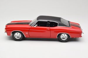 Chevrolet Chevelle SS 454 Vermelho Maisto 1:18 531892 Metal - imagem 4 de 8