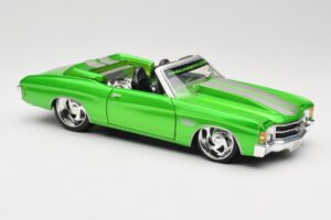 Chevrolet Chevelle SS Cabriolet Verde Maisto 1:18 31099 Metal - imagem 6 de 8