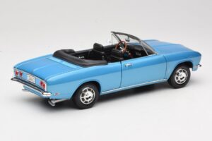 Chevrolet Corvair Monza Cabriolet Azul Road Signature 1:18 92498 Metal - imagem 3 de 8