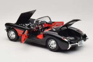 Chevrolet Corvette C1 Preto & Vermelho Bburago 1:18 3034-M1 Metal - imagem 5 de 8