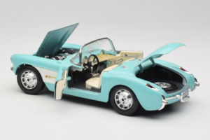 Chevrolet Corvette C1 Azul & Branco Bburago 1:18 3024-M2 Metal - imagem 5 de 8