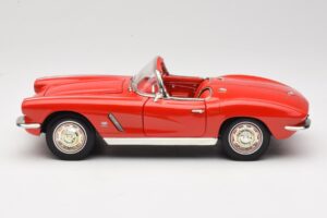 Chevrolet Corvette C1 Vermelho ERTL 1:18 7835 Metal - imagem 4 de 8