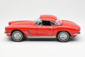 Chevrolet Corvette C1 Cabriolet Roman Vermelho AUTOart 1:18 71102 Metal - imagem 4 de 8