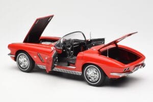 Chevrolet Corvette C1 Cabriolet Roman Vermelho AUTOart 1:18 71102 Metal - imagem 5 de 8