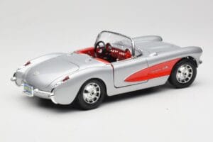 Chevrolet Corvette C1 Prata Bburago 1:18 3034 Metal - imagem 3 de 8