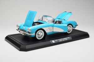 Chevrolet Corvette C1 Hard Top Azul Solido 1:12 1202-M1 Metal - imagem 2 de 8
