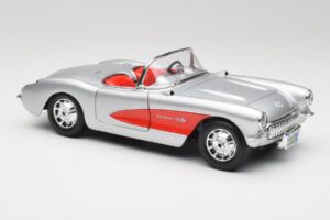 Chevrolet Corvette C1 Prata & Vermelho Bburago 1:18 3024-M1 Metal - imagem 6 de 8