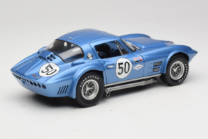Chevrolet Corvette C2 Grand Sport #50 Nassau Speed Week 1963 Exoto 1:18 RLG18024 Metal - imagem 3 de 8