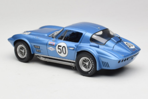Chevrolet Corvette C2 Grand Sport #50 Nassau Speed Week 1963 Exoto 1:18 RLG18024 Metal - imagem 7 de 8
