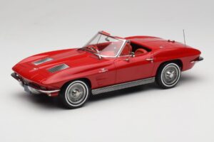 Chevrolet Corvette C2 Sting Ray Cabriolet Riverside Red Norev 1:18 189056 Metal