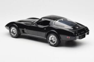 Chevrolet Corvette C3 Preto UT Models 1:18 21071 Metal - imagem 7 de 8