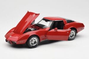 Chevrolet Corvette C3 Vermelho UT Models 1:18 21073 Metal - imagem 2 de 8