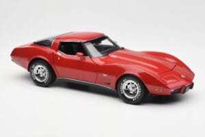 Chevrolet Corvette C3 Vermelho UT Models 1:18 21073 Metal - imagem 6 de 8