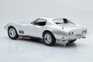 Chevrolet Corvette C3 Prateado Norev 1:18 189032 Metal - imagem 5 de 6