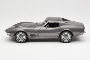 Chevrolet Corvette C3 Spider Laguna Cinzento Metalizado AUTOart 1:18 71173 Metal - imagem 4 de 8