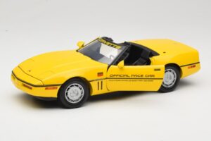 Chevrolet Corvette C4 Indianapolis 500 Pace Car Amarelo Greenlight 1:18 11801-06 Metal - imagem 2 de 8