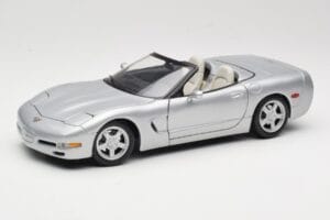 Chevrolet Corvette C5 Cabriolet Prateado Maisto 1:18 50317 Metal
