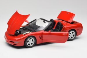 Chevrolet Corvette C5 Cabriolet Torch Vermelho Maisto 1:18 50318 Metal - imagem 2 de 8
