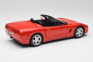 Chevrolet Corvette C5 Cabriolet Torch Vermelho Maisto 1:18 50318 Metal - imagem 3 de 8