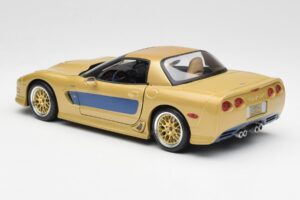 Chevrolet Corvette C5 Guldstrand Signature Edition Dourado Maisto 1:18 31657 Metal - imagem 7 de 8
