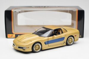 Chevrolet Corvette C5 Guldstrand Signature Edition Dourado Maisto 1:18 31657 Metal - imagem 8 de 8
