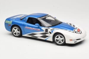 Chevrolet Corvette C5 Pace Car Rolex 24 at Daytona 1999 UT Models 1:18 39944 Metal - imagem 6 de 8