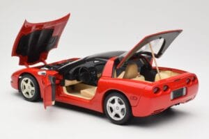Chevrolet Corvette C5 Targa Vermelho UT Models 1:18 21001 Metal - imagem 5 de 8