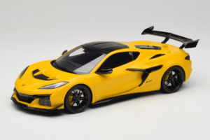 Chevrolet Corvette C8 ZR1 Amarelo GT Spirit 1:18 GT528 Resina