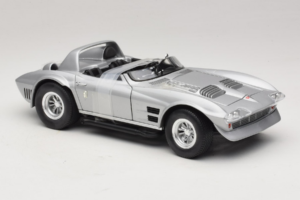 Chevrolet Corvette Grand Sport Prateado Fast & Furious Greenlight 1:18 12842 Metal - imagem 4 de 6