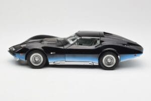 Chevrolet Corvette Manta Ray Azul AUTOart 1:18 71041 Metal - imagem 4 de 8