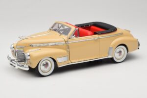 Chevrolet Deluxe Cabriolet Bege Eagle Collectibles 1:18 3022518 Metal