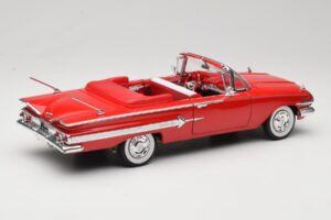 Chevrolet Impala Cabriolet Vermelho Welly 1:18 9864W Metal - imagem 3 de 8