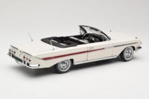 Chevrolet Impala Cabriolet Branco Sun Star 1:18 3405 Metal - imagem 3 de 8